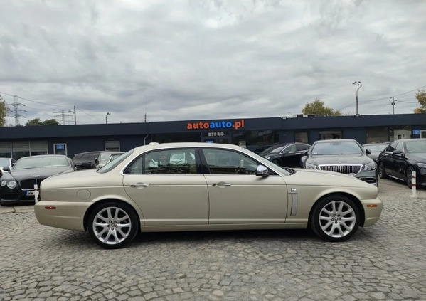 Jaguar XJ cena 59900 przebieg: 157500, rok produkcji 2008 z Warszawa małe 781